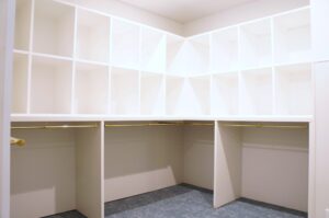 New shelves in cloakroom space