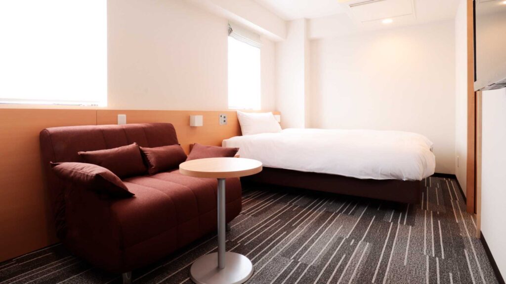 room_CD03_official